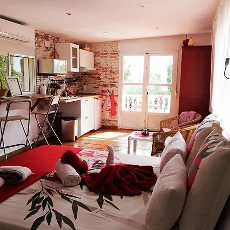 Casa Martinez & D'hotes A 3 Kms De Montserrat Valencia