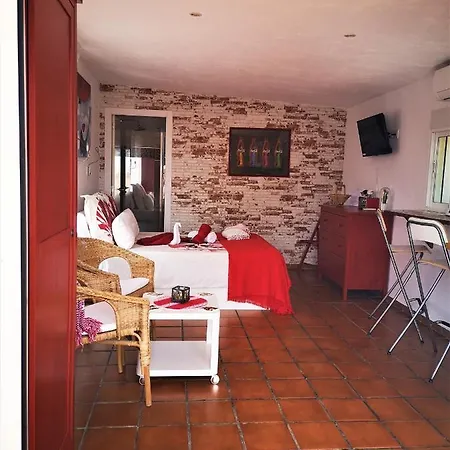Casa Martinez & D'hotes A 3 Kms De Montserrat Valencia Homestay *