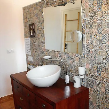 Casa Martinez & D'hotes A 3 Kms De Montserrat Valencia Homestay Montroy
