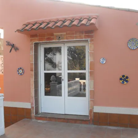 Casa Martinez & D'hotes A 3 Kms De Montserrat Valencia Accommodatie bij particulieren